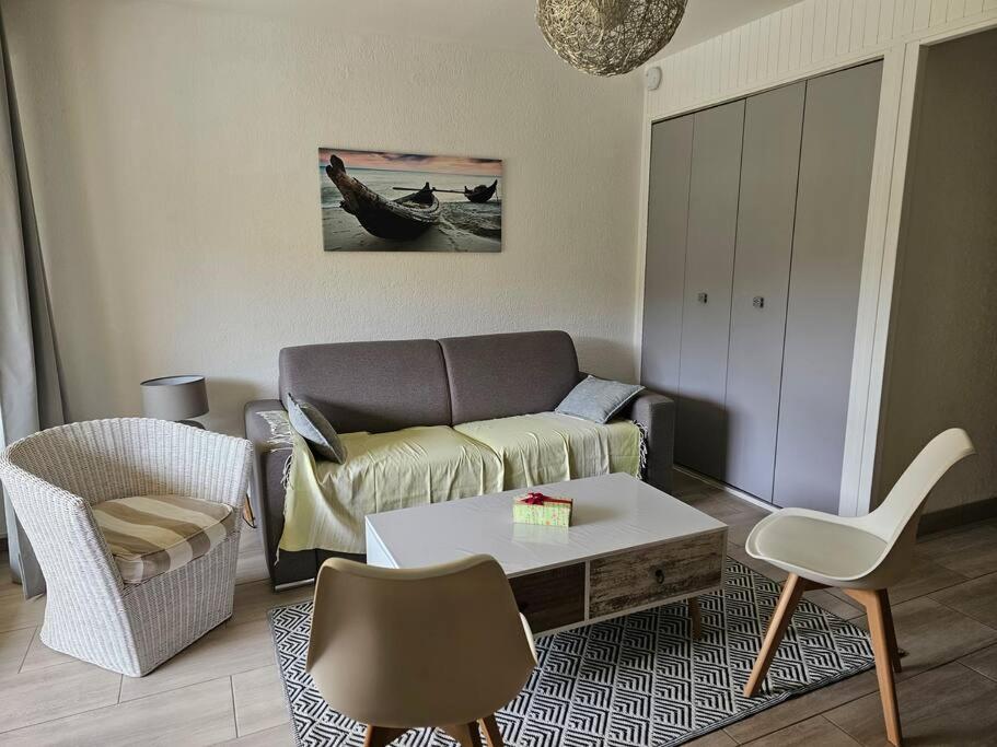 Petit Paradis Classe 3 Etoiles A 200M De La Plage! Terrasse-Wifi-Parking-Clim Saint-Mandrier-sur-Mer Exterior photo