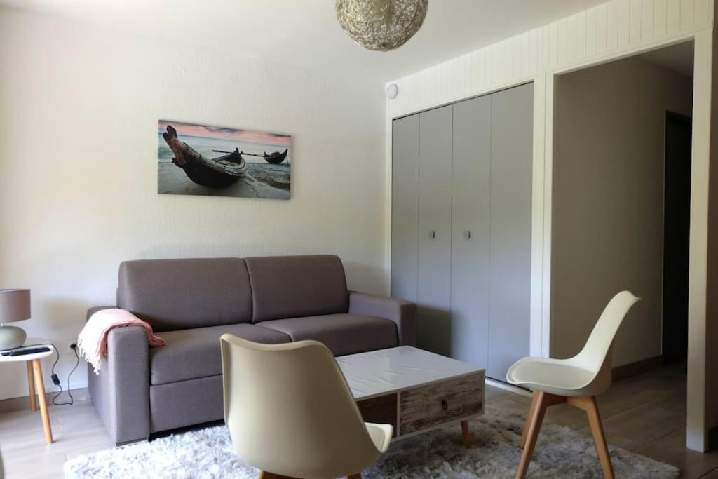 Petit Paradis Classe 3 Etoiles A 200M De La Plage! Terrasse-Wifi-Parking-Clim Saint-Mandrier-sur-Mer Exterior photo