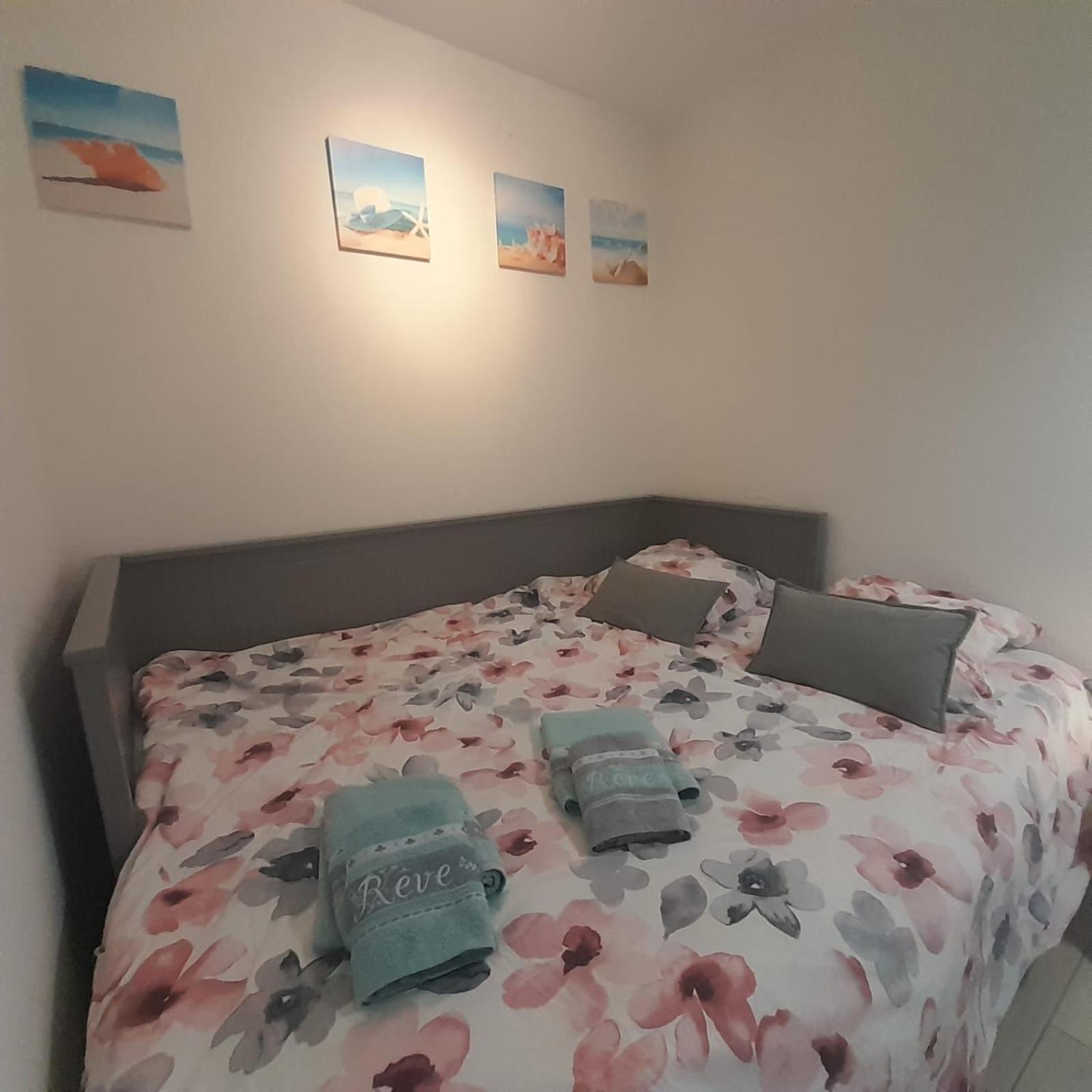 Petit Paradis Classe 3 Etoiles A 200M De La Plage! Terrasse-Wifi-Parking-Clim Saint-Mandrier-sur-Mer Exterior photo